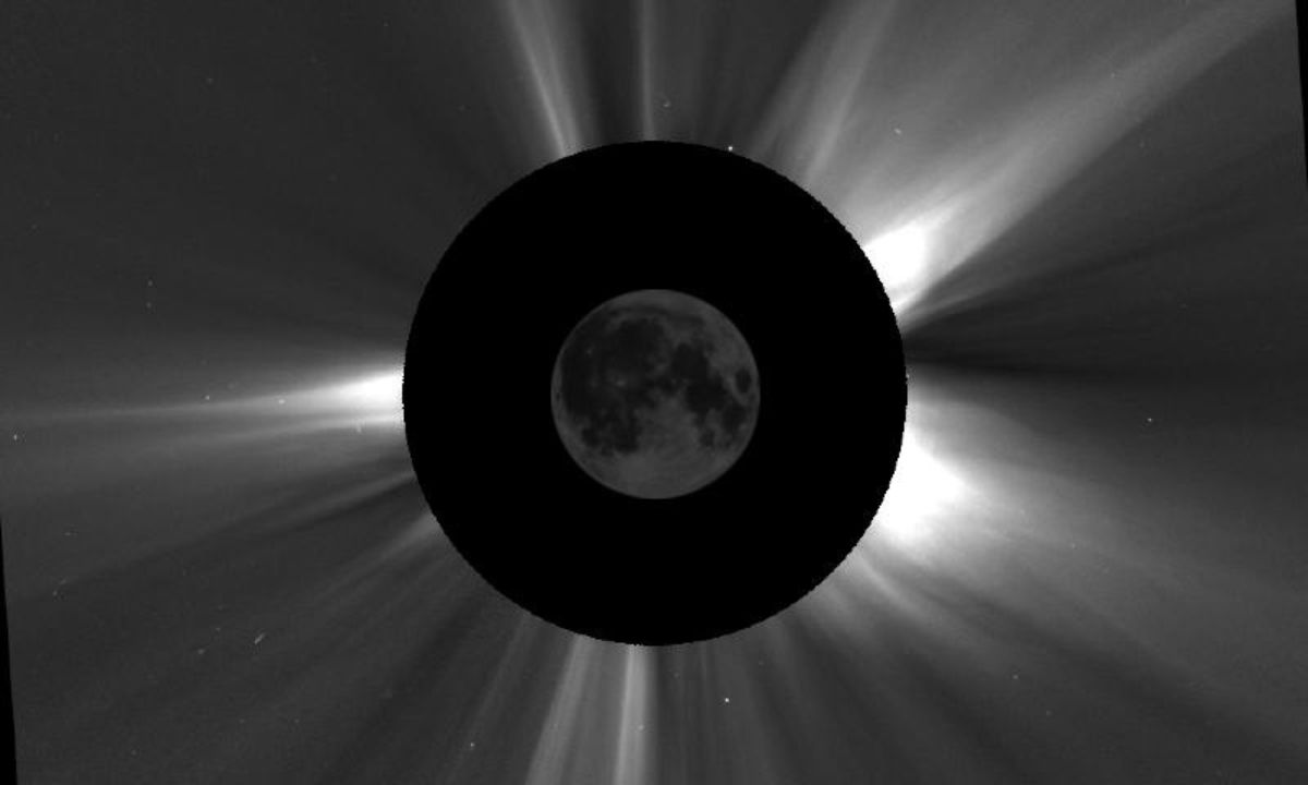 Eclipse Watch: Observa eclipses solares desde el espacio