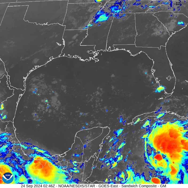 Gobernador de Florida declara estado de emergencia en 41 condados ante la amenaza del potencial ciclón tropical 9.