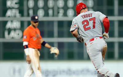 Astros Caen 6-2 ante los Angels por Segunda Vez — Rockets Vencen a Memphis 119-109 con Durant Estelar