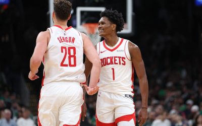 Doble Emoción en Houston: Rockets Caen ante Lakers 124-116 y los Cougars Debutan Esta Noche en el March Madness