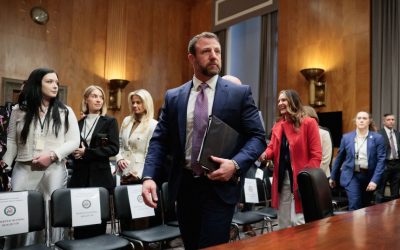 Senado Avanza Confirmación de Mullin para el DHS con 54-37 Votos — Gobierno Federal Planea 536 Millas de Boyás en el Río Grande