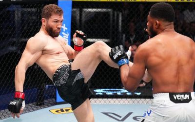 UFC Vegas 114: Kevin Vallejos Aniquila a Josh Emmett en el Primer Round y Sacude la División