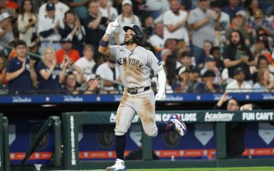 Los Yankees aplastan a los Astros 8-3 y extienden su racha ganadora