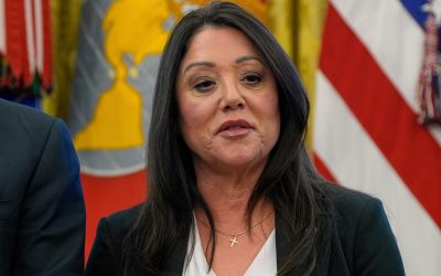 La Secretaria del Trabajo Lori Chavez-DeRemer renuncia en medio de investigación por conducta indebida