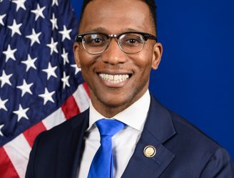 Choque de Generaciones Demócratas: Al Green y Christian Menefee se Enfrentan en el Distrito 18 de Texas