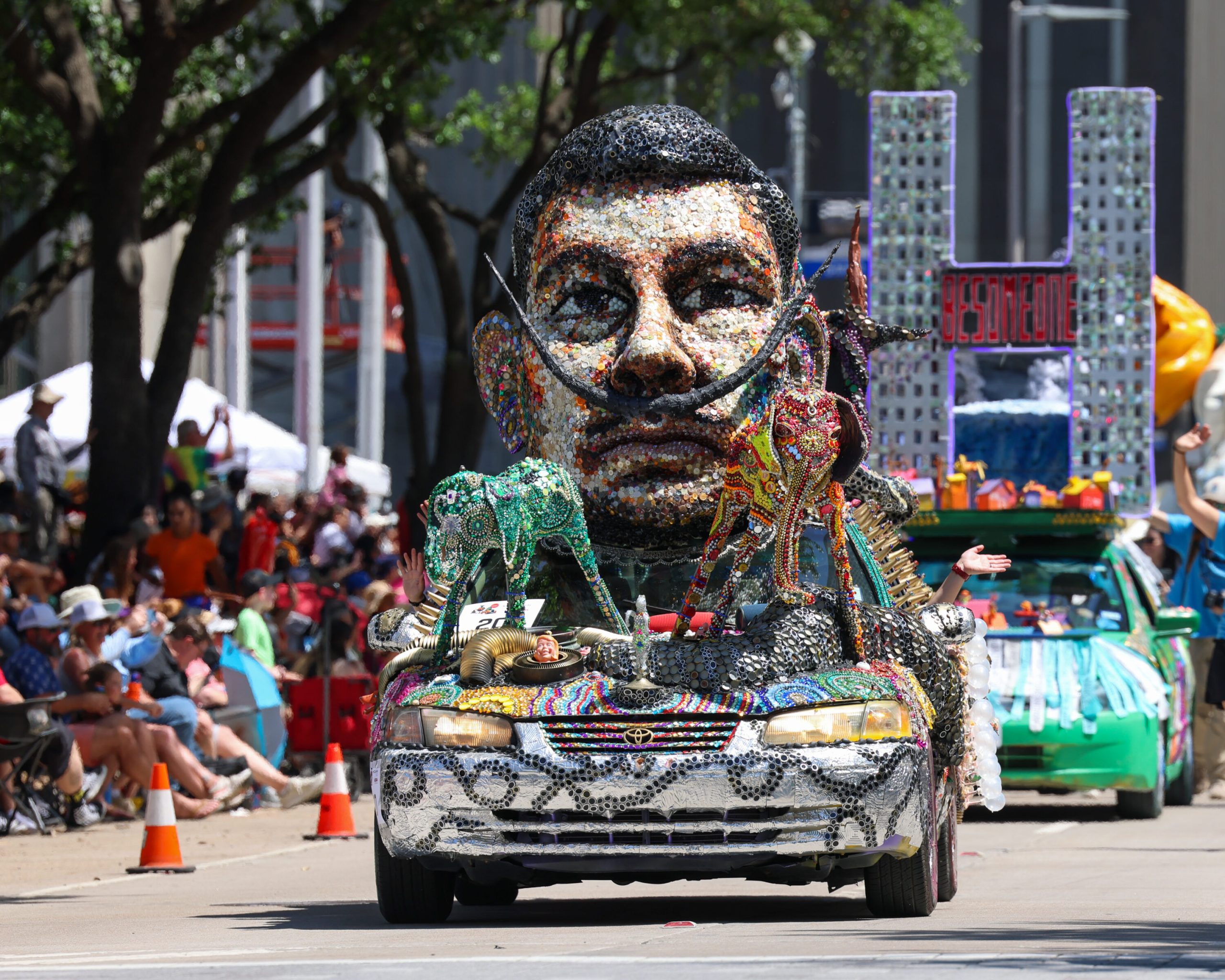 Houston Art Car Parade 2026 - Desfile de Autos de Arte en Houston