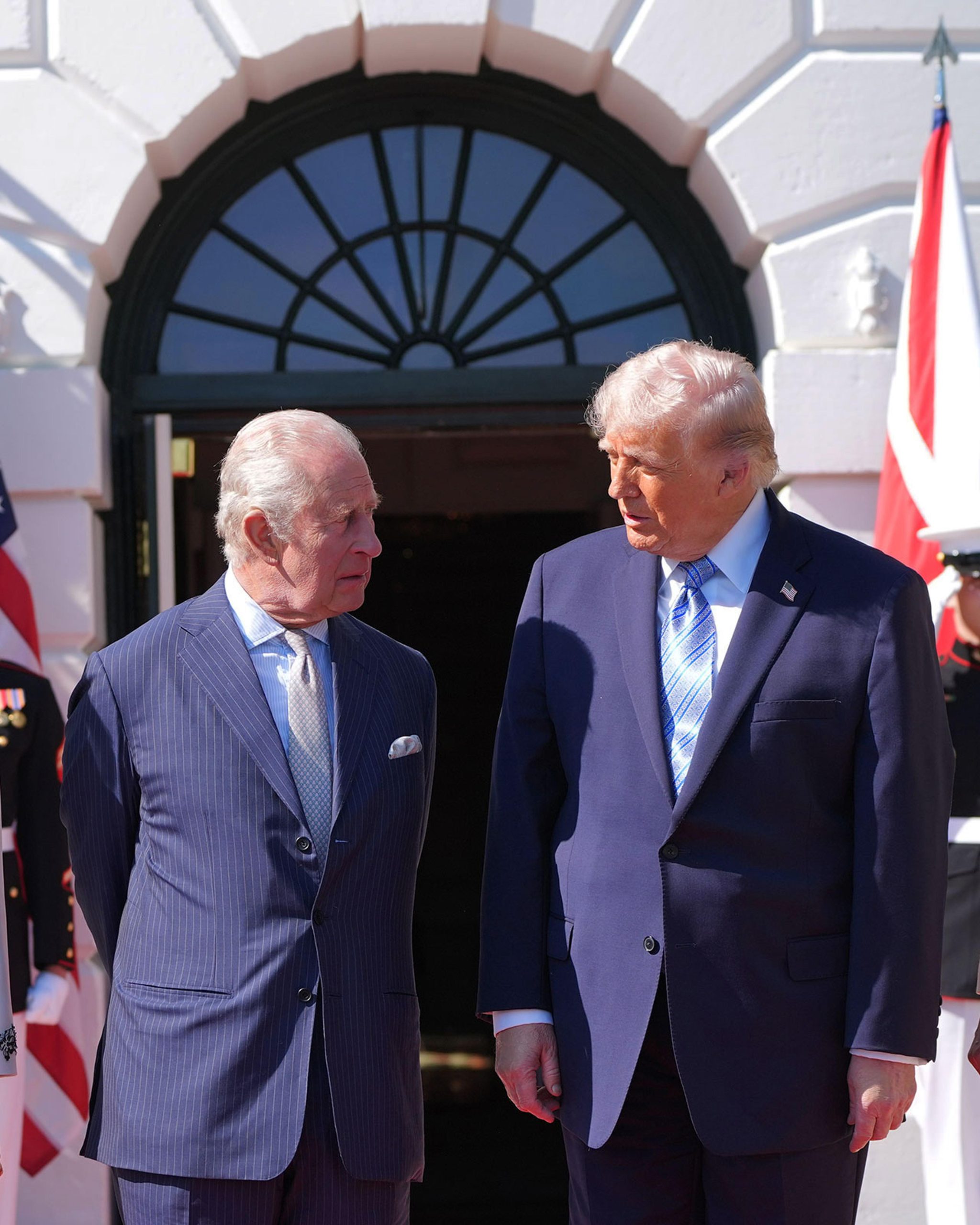 El Rey Carlos III visita la Casa Blanca y se dirige al Congreso de EE. UU. en medio de tensiones transatlánticas