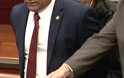 ÚLTIMA HORA: Juez del Condado de Fort Bend, KP George, es suspendido de su cargo tras audiencia judicial