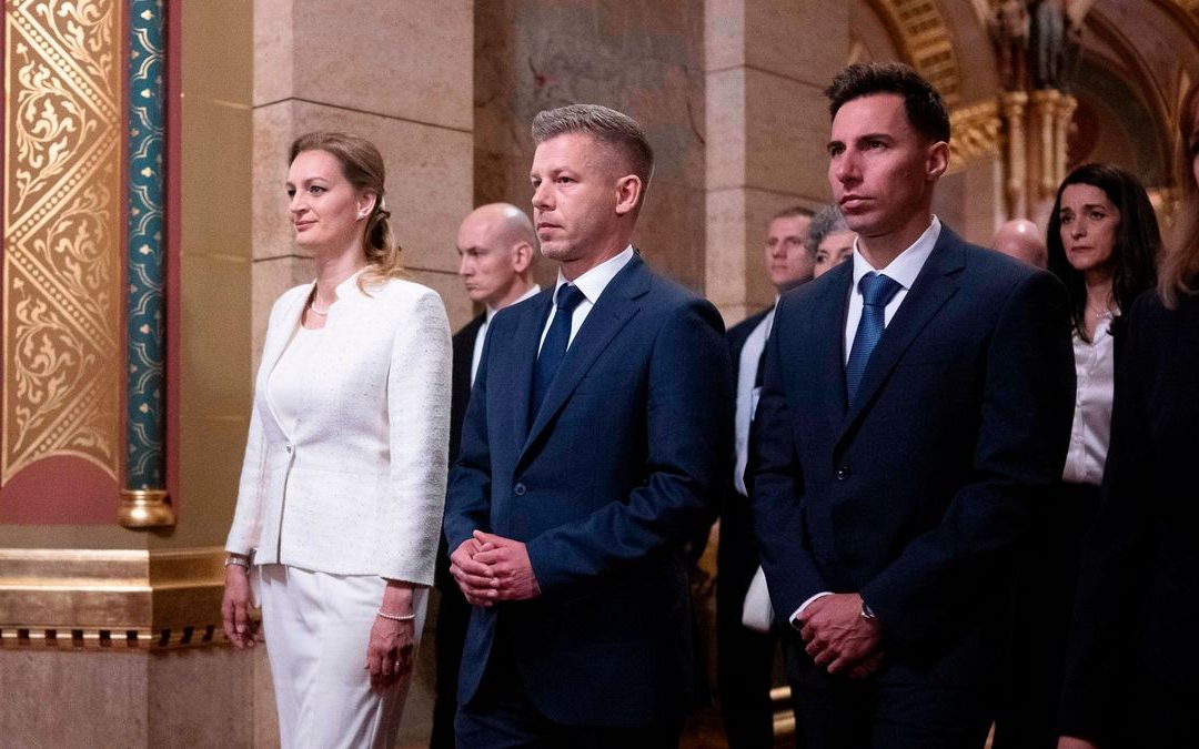 Péter Magyar jura como Primer Ministro de Hungría, poniendo fin a los 16 años de gobierno de Viktor Orbán