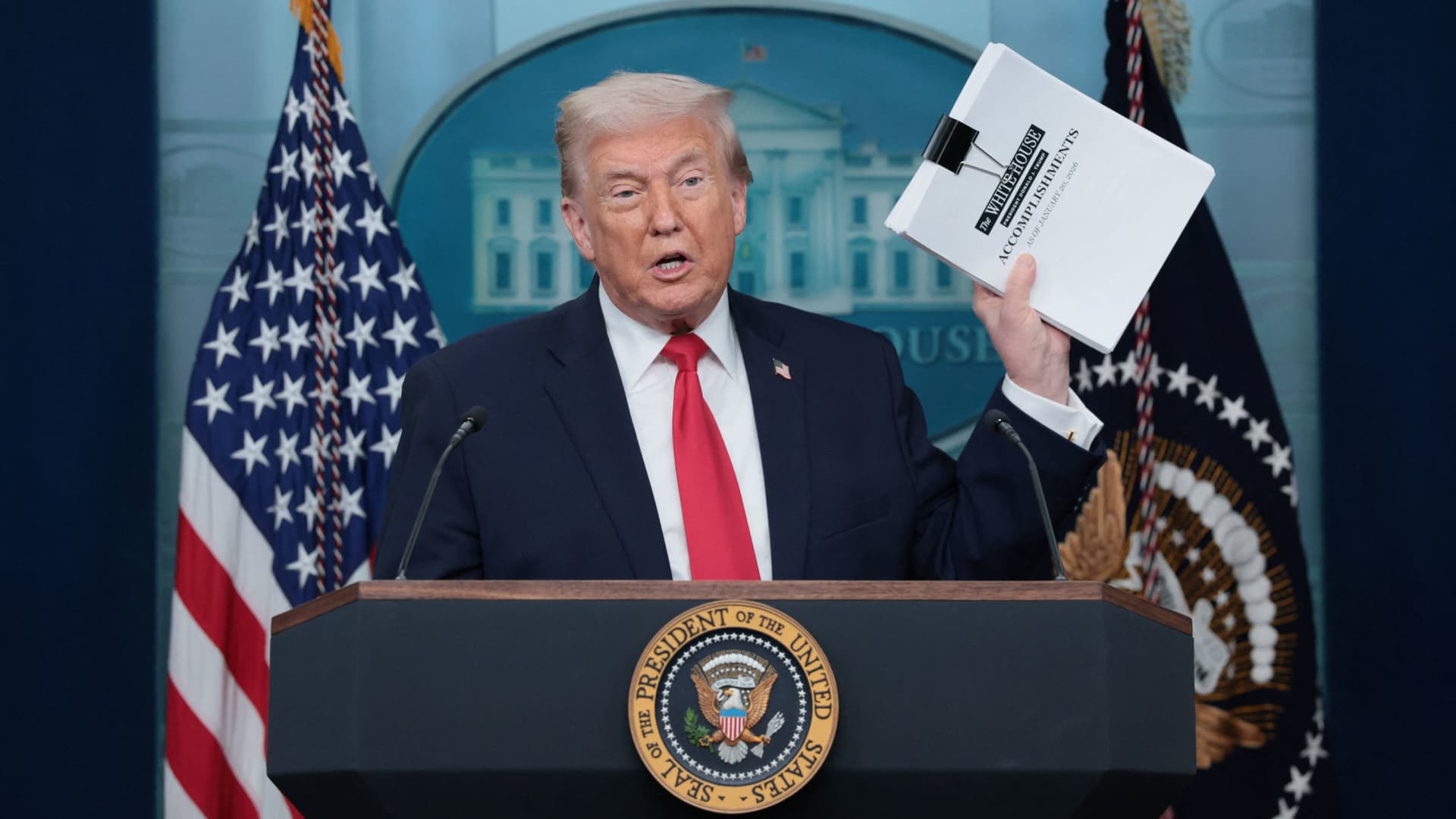 Trump cancela ataque militar contra Irán para dar paso a 'negociaciones serias'