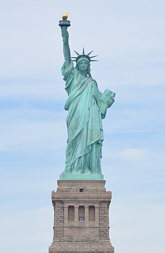 USCIS Endurece Reglas: Mayoría de Solicitantes de Green Card Deberán Tramitarla Fuera de EE.UU.